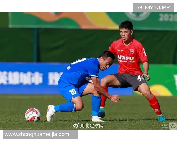 武汉足球队以82分稳居冠军赛积分榜首位，争冠形势一片大好